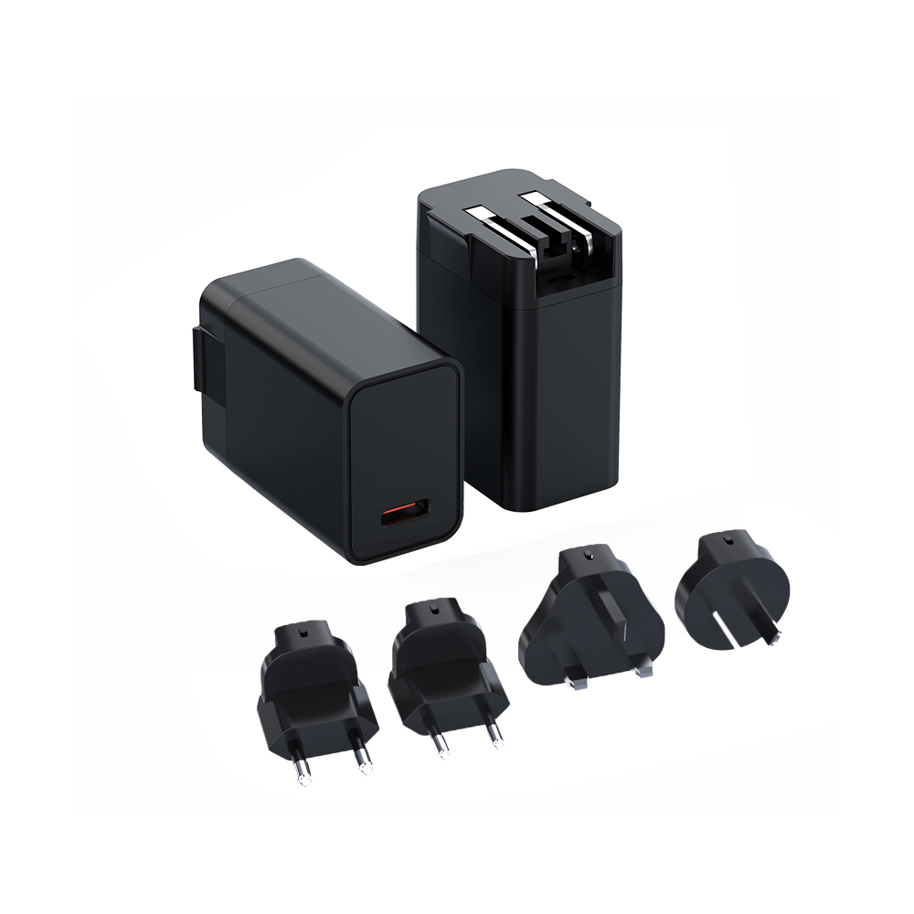 PD0202 NEW universal PD20W USB charger (Interchangeable  plug)