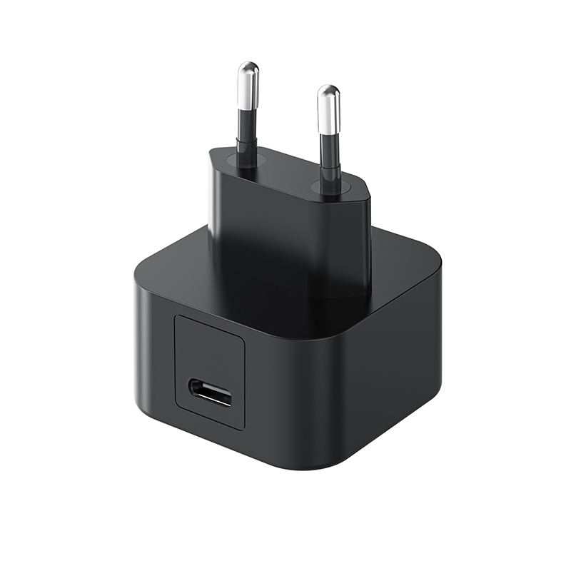 CP0154 NEW universal 15W USB charger (EU Plug)